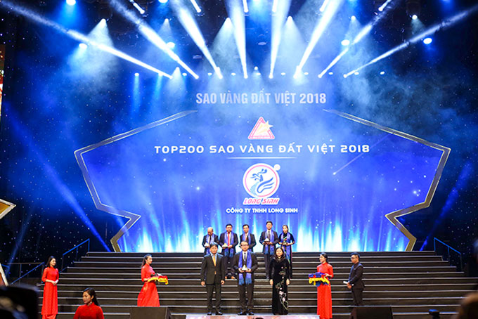 Long Sinh Company Limited receives Vietnam Gold Star award 2018