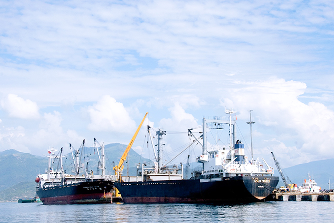 At Ba Ngoi port