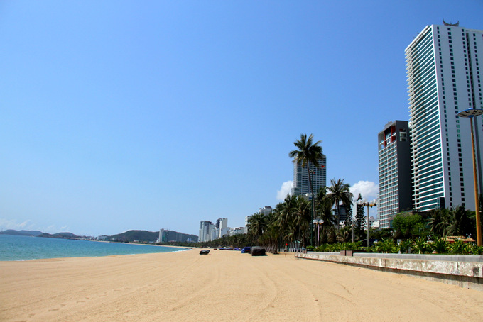 No people on Nha Trang beach