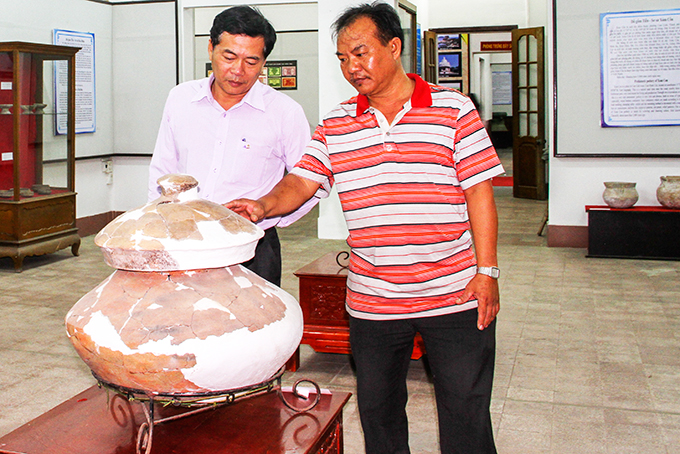 Artifacts displayed at Khanh Hoa Museum