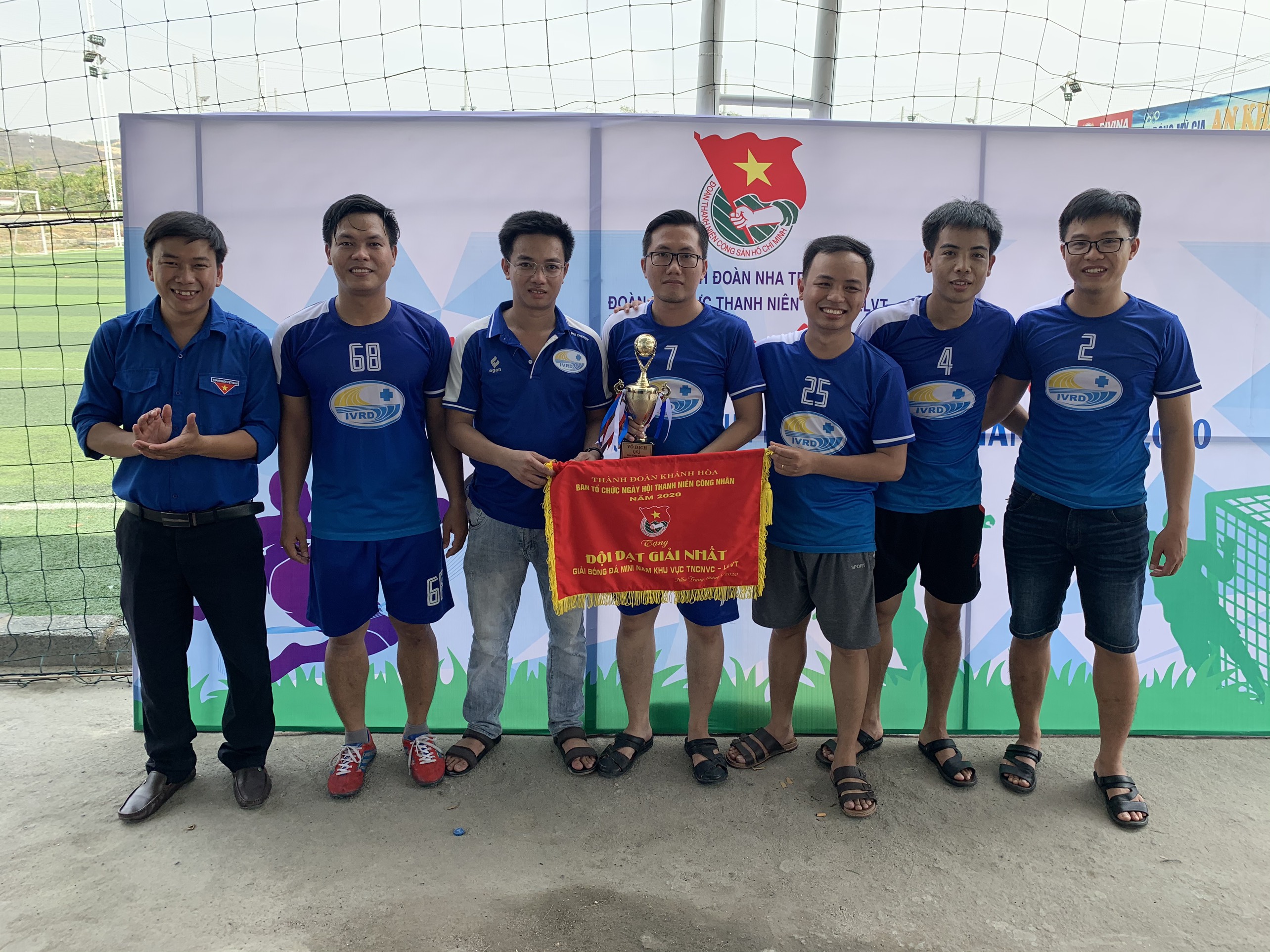 Nha Trang City Youth Union holds men's mini football contest