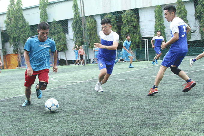 Khanh Hoa Newspaper playing team of press agencies