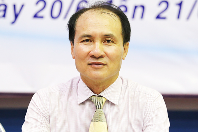 Intensifying practicing swimming to prevent drowning