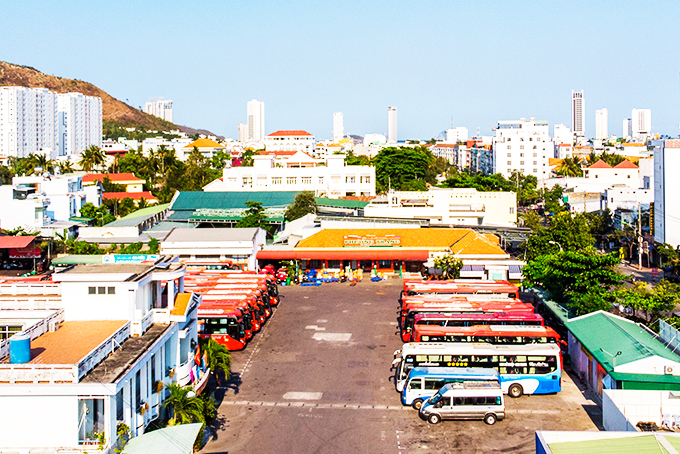 Passenger transportation service resumes slowly