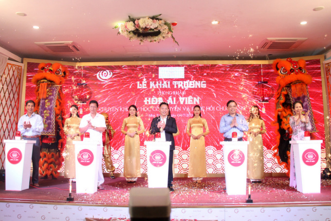 Hoa Ai Vien Clinic opens