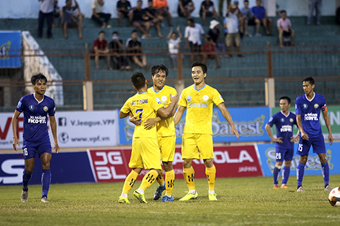 S.KH-BVN players celebrating after scoring 