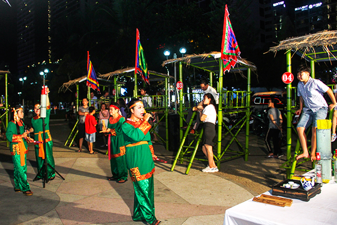 Bai Choi game in Nha Trang