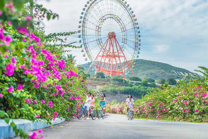 VinWonders Nha Trang receives over 14,000 tourists/day