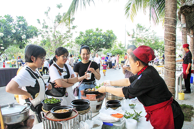 Domestic tourists in Khanh Hoa