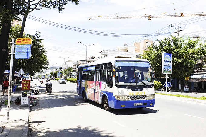 Public transport development facing challenges