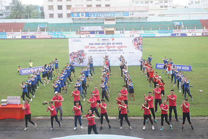 Cheering dance