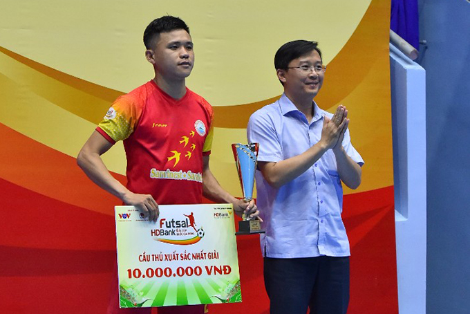 Two Khanh Hoa players called up for national futsal team