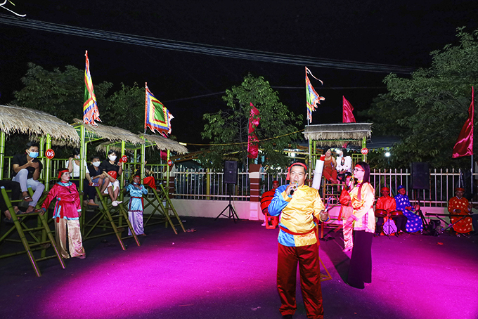 Bai Choi game played in Ninh Hoa Town