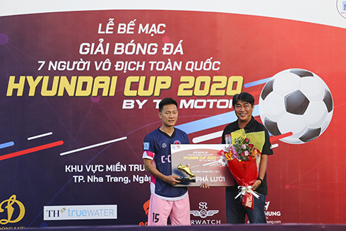 Khac Chi, the top scorer