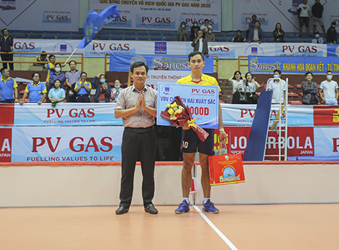 Dinh Van Tu (Ho Chi Minh City), the best setter