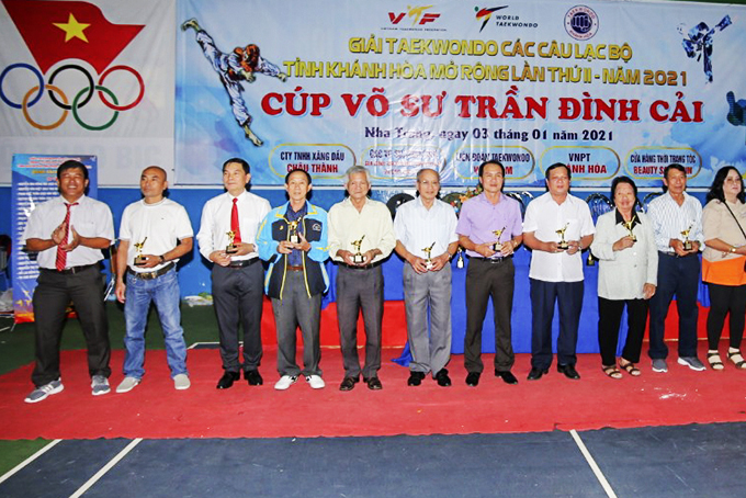100 players join Khanh Hoa's taekwondo club open tournament 2021