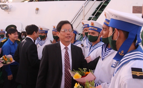 New Year visit to soldiers and residents on Spratly Islands