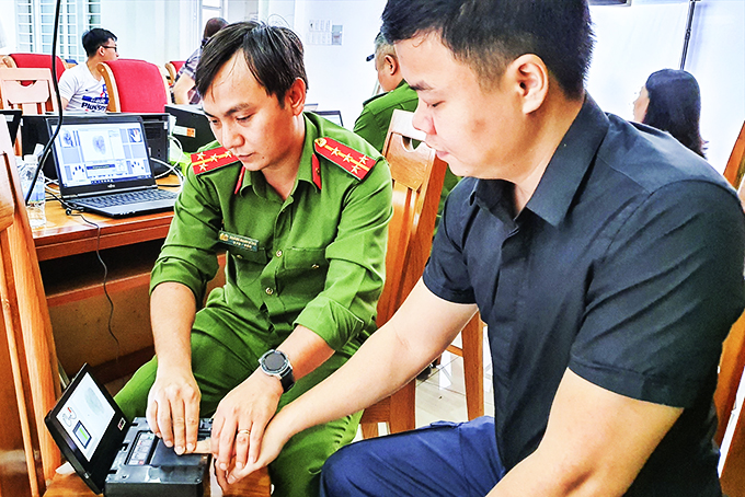 Application for new identity cards underway