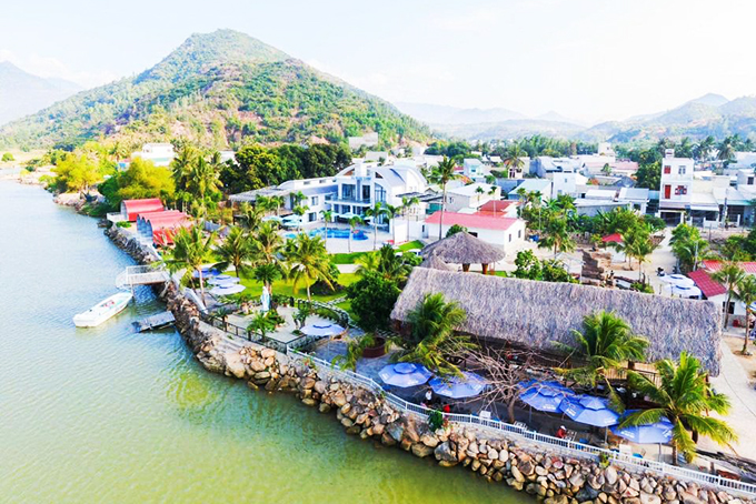 Tourist villages in Nha Trang suburbs