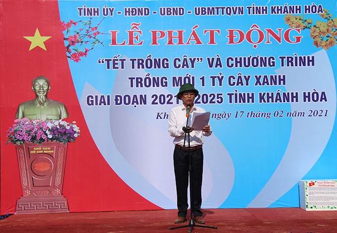 Nguyen Tan Tuan calls on organizations and individuals to respond to tree-planting programs