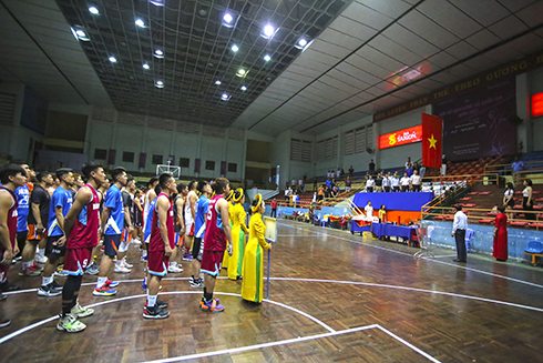 13 teams compete in National Basketball Championship 2021 in Nha Trang