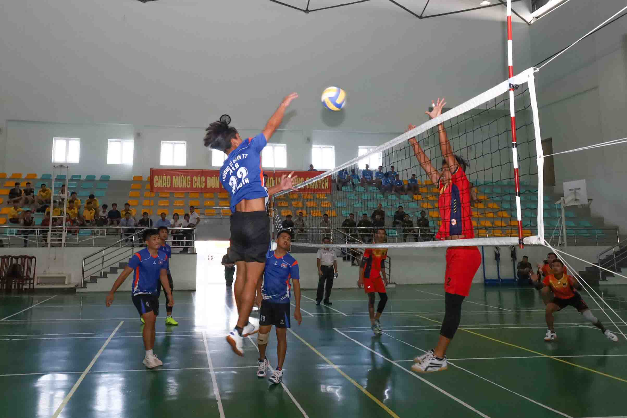 Match between Naval Academy and Telecommunications University