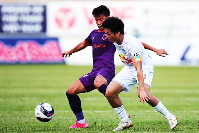 Match between Hoang Anh Gia Lai and Becamex Binh Duong