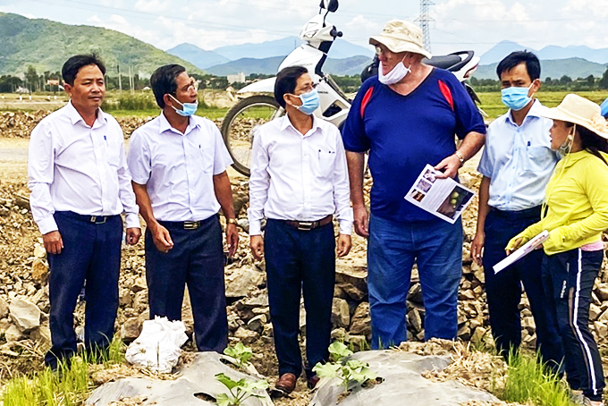 Khanh Hoa Province Chairman Nguyen Tan Tuan visit Japanese