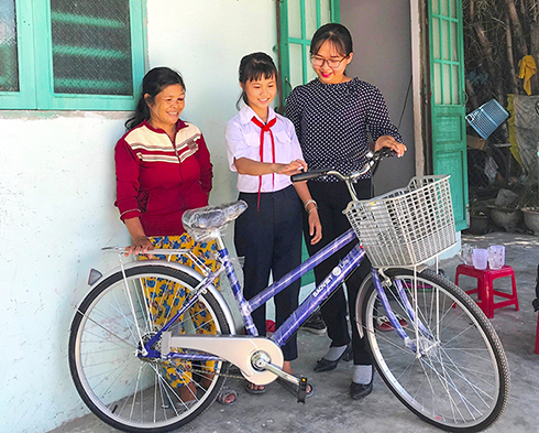 Promoting social work