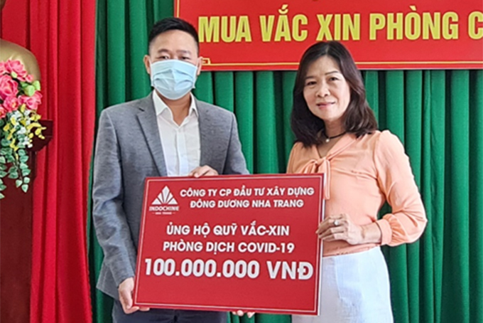 Nha Trang Indochine Construct Investment JSC donates VND100m to buy COVID-19 vaccines