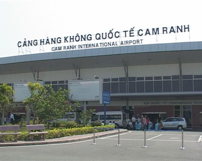 Suspension of international flights to Cam Ranh International Airport suggested amid Covid-19