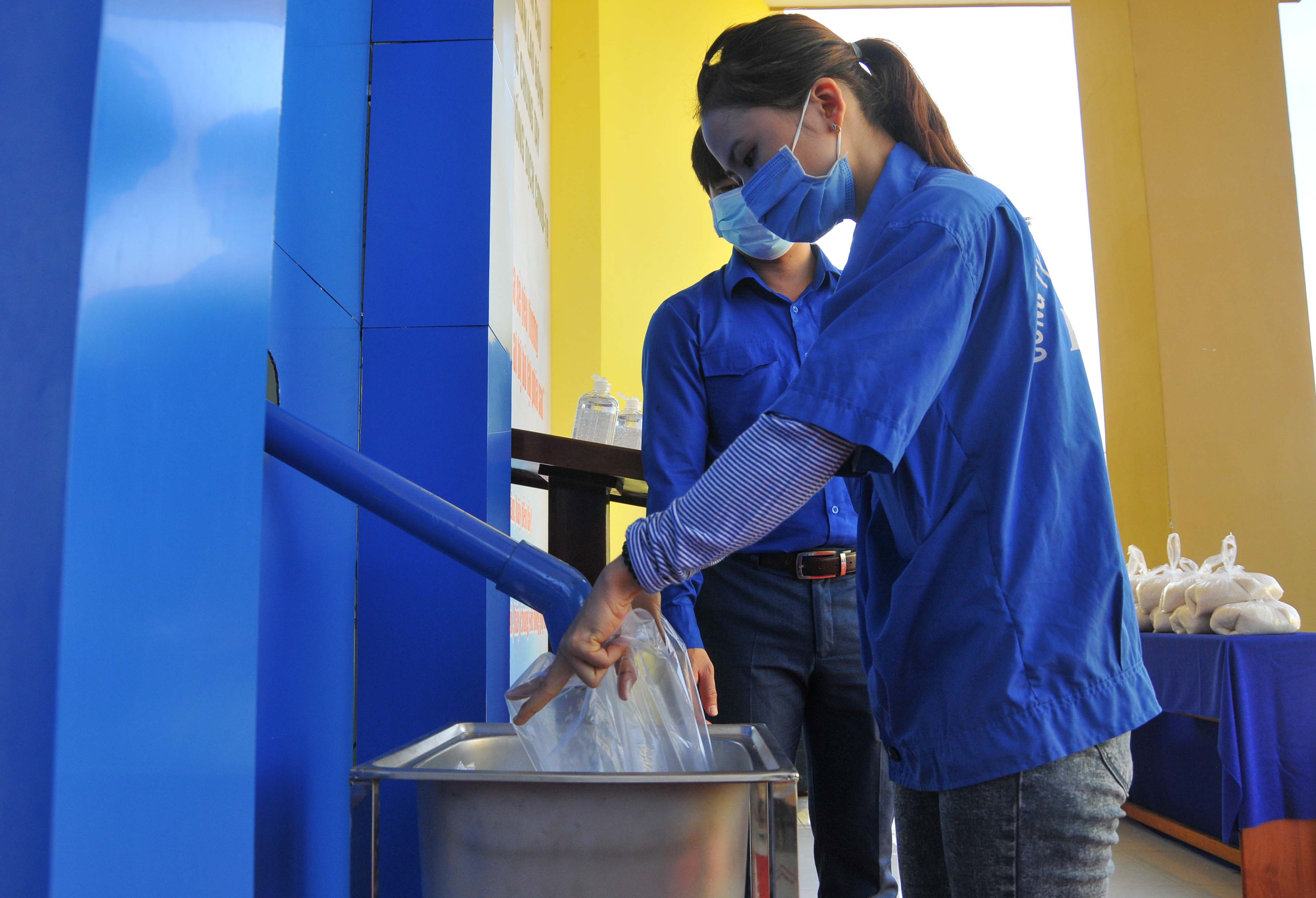 "Khanh Hoa rice ATM - Heart Journey" donation launched