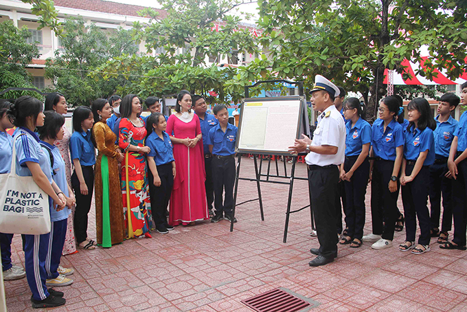 Exhibition about Hoang Sa and Truong Sa held in 2020