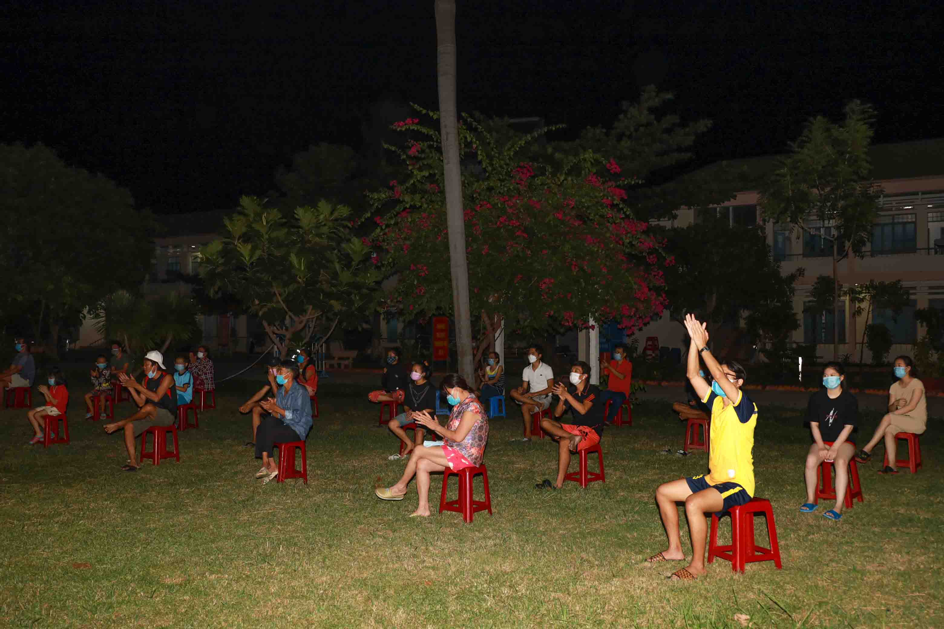 Audience cheering performances