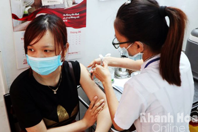 Getting vaccinated in Nha Trang City.