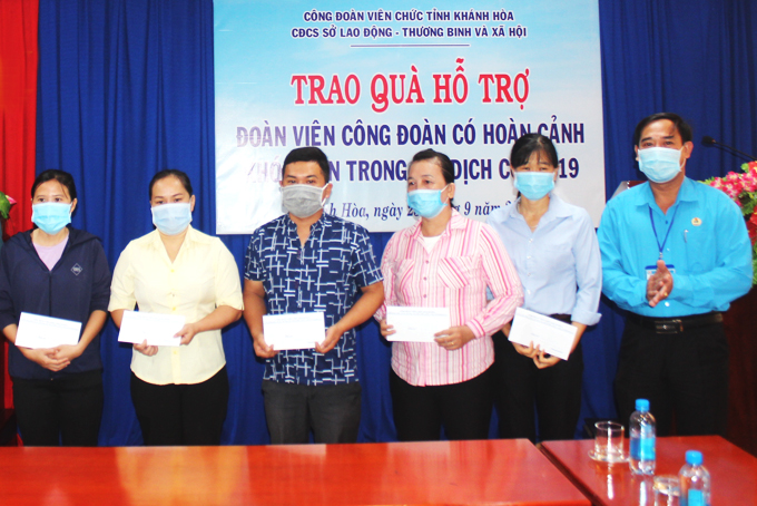Joining hands to ease workers' suffering from Covid-19 crisis