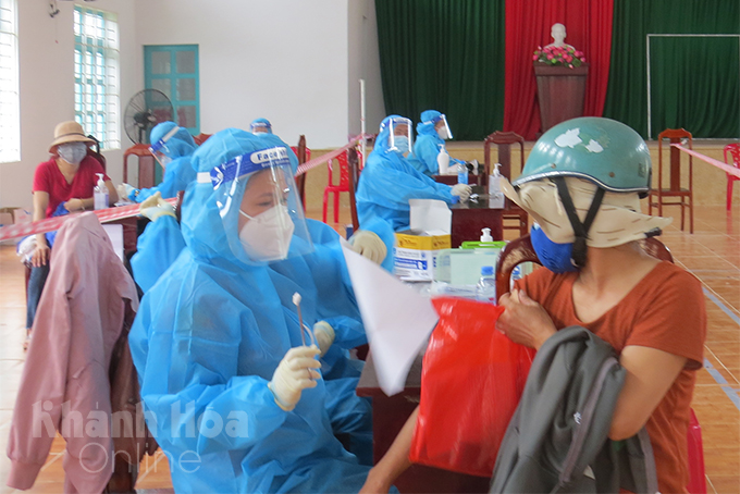 Covid-19 recoveries surpass new infections, 8,700 vaccine doses administered