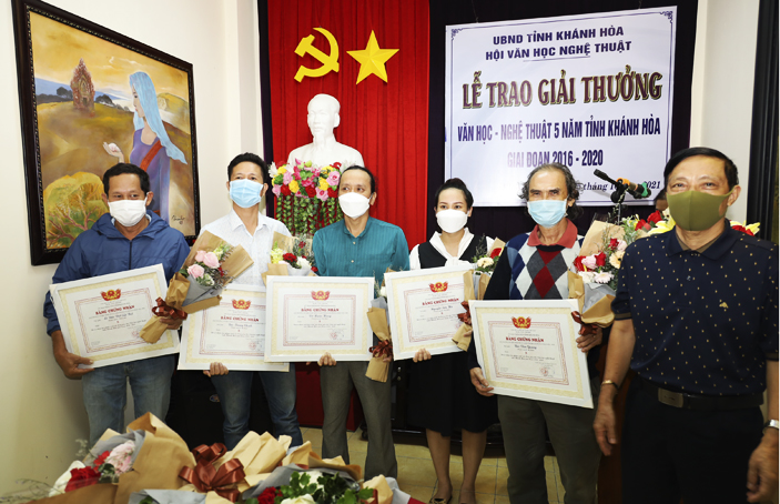 Acknowledging contributions of writers and artists