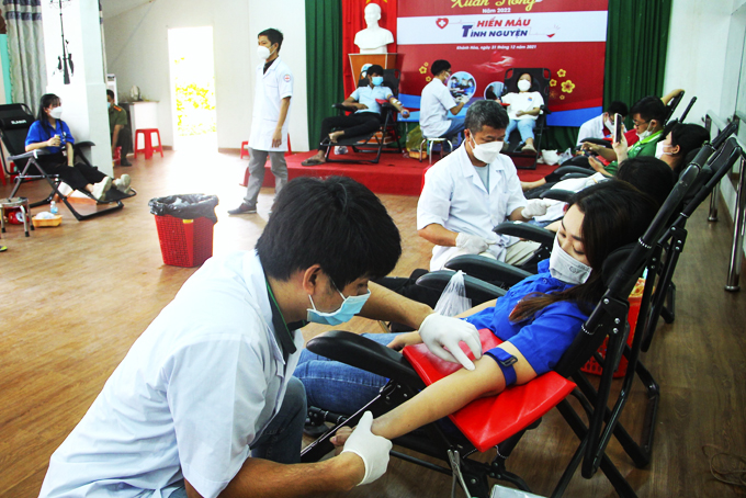 Donating blood, giving gift of life