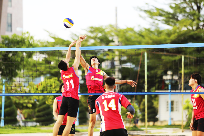 Sanest Khanh Hoa players are practicing