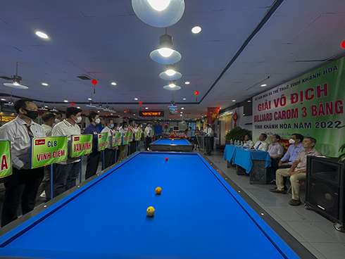 Over 70 players join Khanh Hoa's 3-Cushion Billiards Tournament
