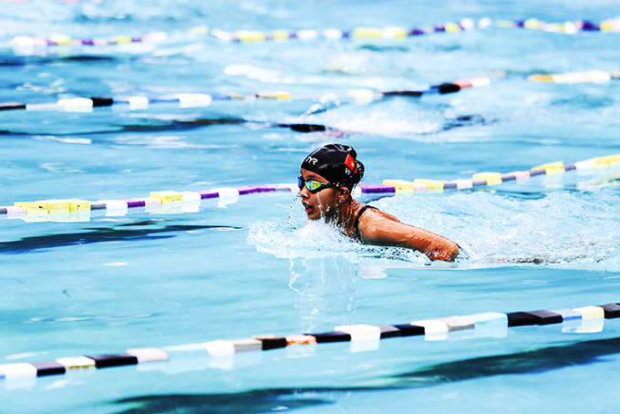 Towards universalizing swimming