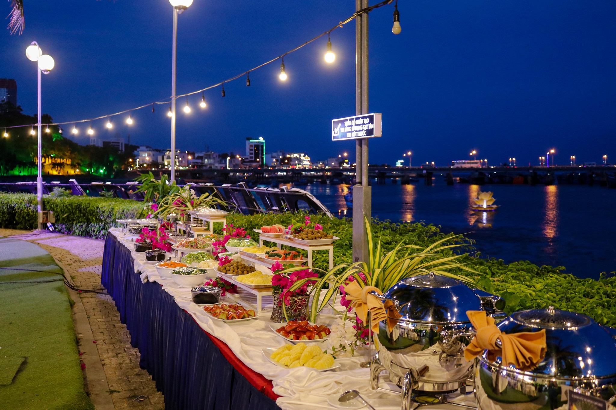 Floral lanterned night to be held in Champa Island Nha Trang