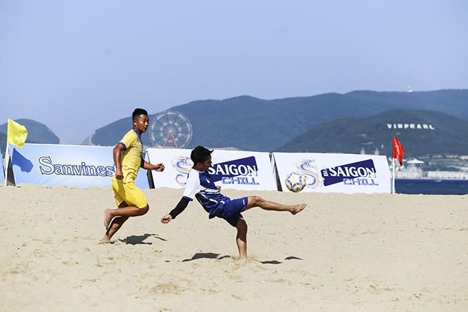 Khanh Hoa's 2022 beach football tournament joined by 6 teams