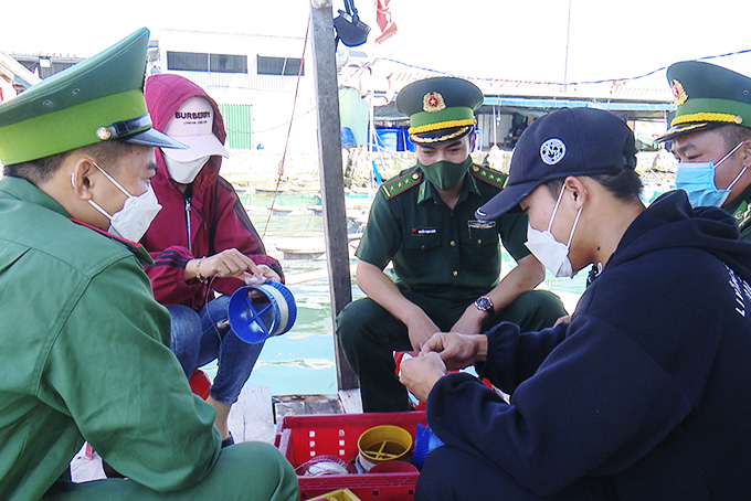 Promoting propaganda for Vietnam Border Defense Law