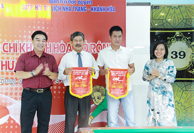 Nearly 30 players join Khanh Hoa Press Open Billiards Tournament