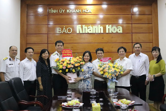 Press Day visit to Khanh Hoa Newspaper