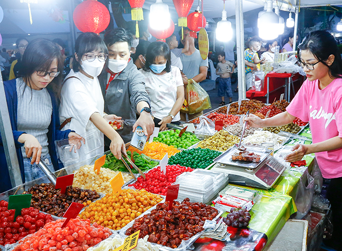 Dried fruit also enjoys large customers.