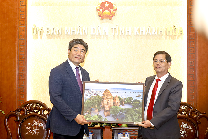 S. Korea's Ulsan City mission visits Khanh Hoa