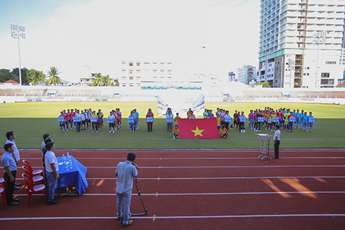 14 teams join Khanh Hoa's football championship 2022